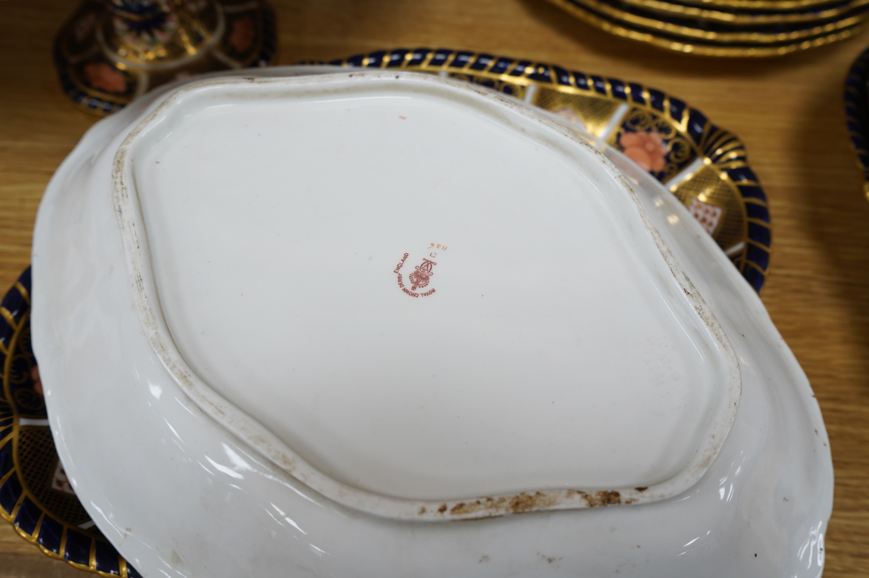 A Royal Crown Derby 1128 pattern part dessert service (17). Condition - generally good